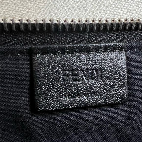 FENDI: Fendi Multicolore Zucca Print FF Flat Clutch Leather - Picture 9 of 13